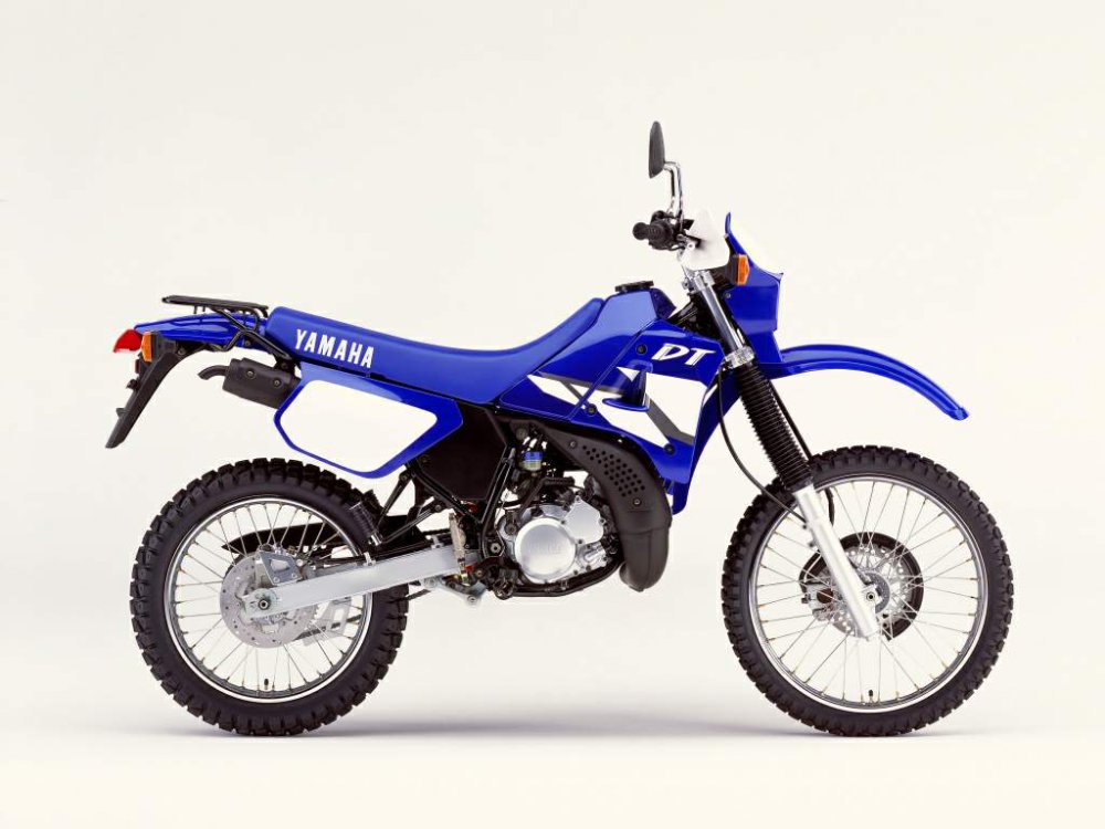 Yamaha%20DT125R%2000%20%201.jpg