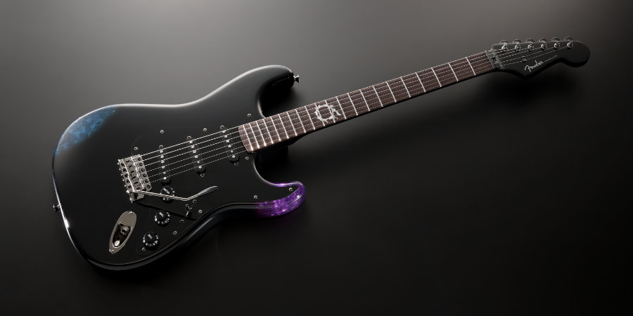 Mer information om "Fender unveils limited edition Final Fantasy XIV Stratocaster"