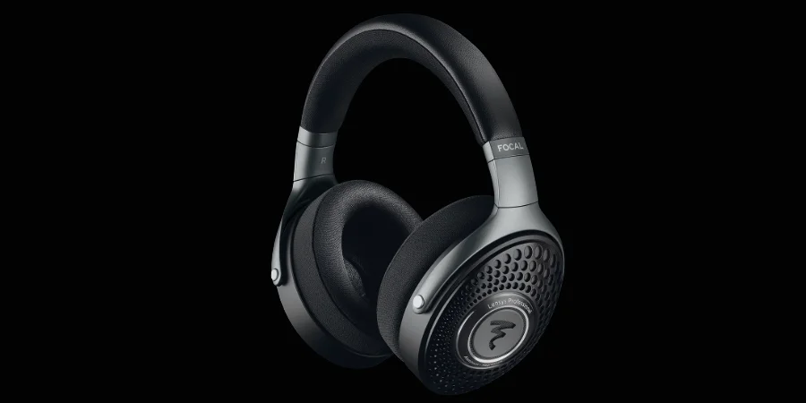 Mer information om "Focal unveils the new Lensys Professional – Closed-Back Headphones"